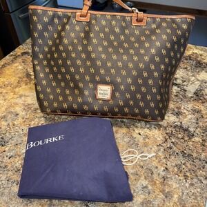 Dooney & Bourke Guetta Large Tote Bag Brown Tan Trim Leather DB Logo Monogram